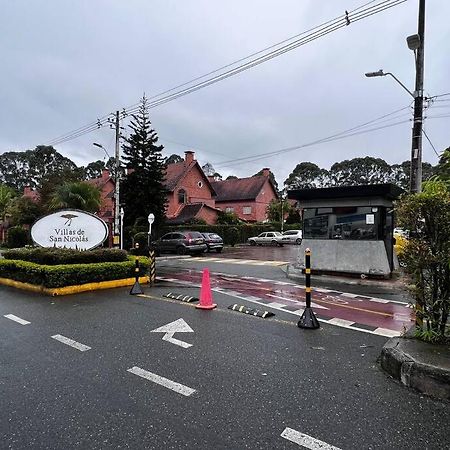 Hermosa Casa , Con Parqueadero En Rionegro Cerca Al Aeropuerto Villa Buitenkant foto